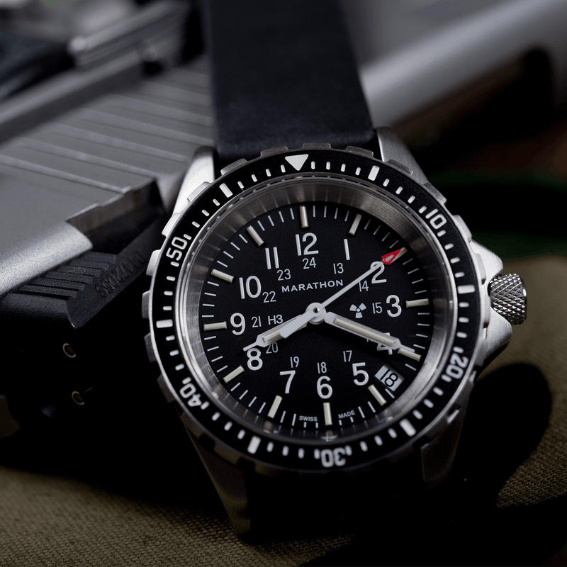 Black Medium Diver's Quartz (MSAR Quartz) - 36mm