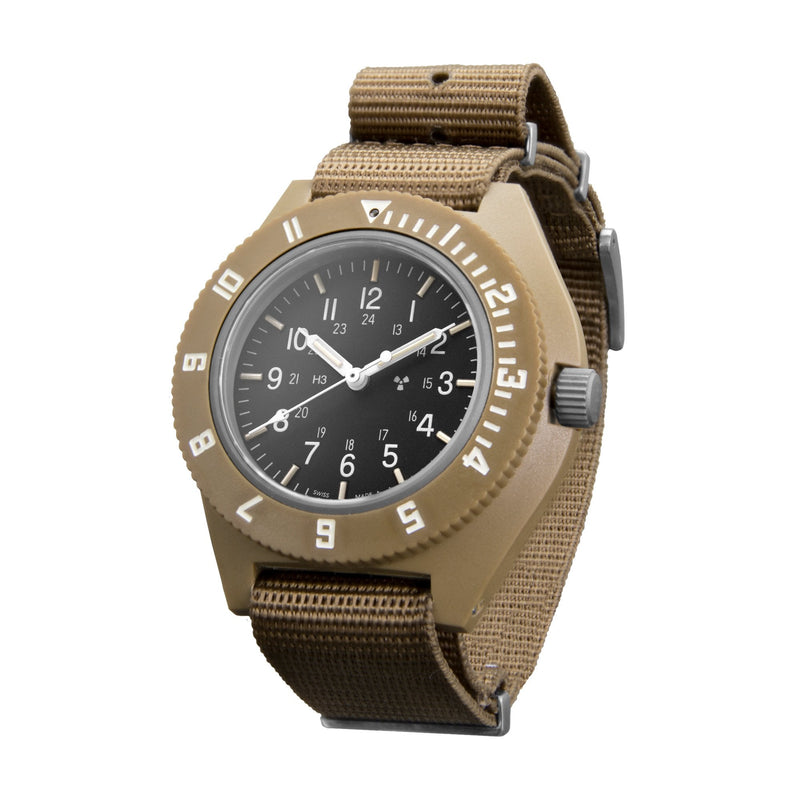 Dim Gray MARATHON Desert Tan Pilot's Navigator - 41mm