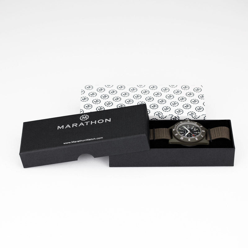 White Smoke Sage Green Pilot's Navigator with Date - 41mm